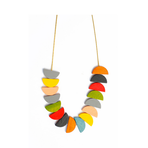 Multi Hued Necklace