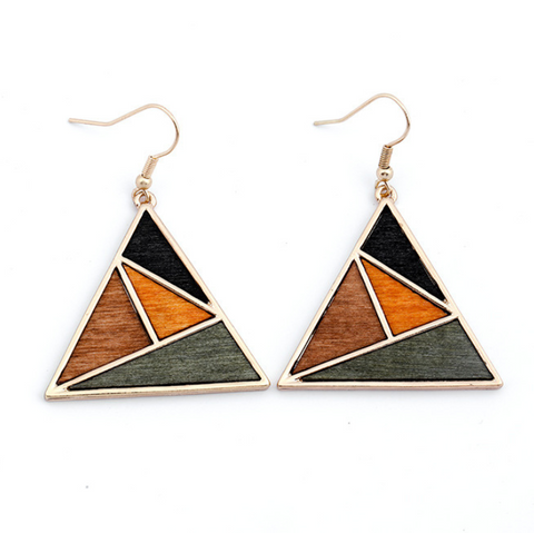 Great Pyramids Dangling